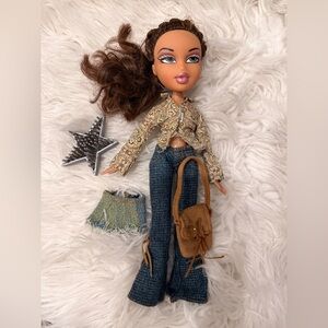 Original Bratz Style it Yasmin Fashion Doll with Brown Hair and Denim Outfit